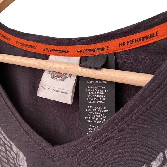 Harley-Davidson Basic V-neck Tee in Size Medium - Picture 3 of 6